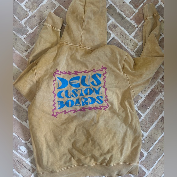 Deus Ex Machina yellow custom boards hoodie. Size L - Picture 4 of 5